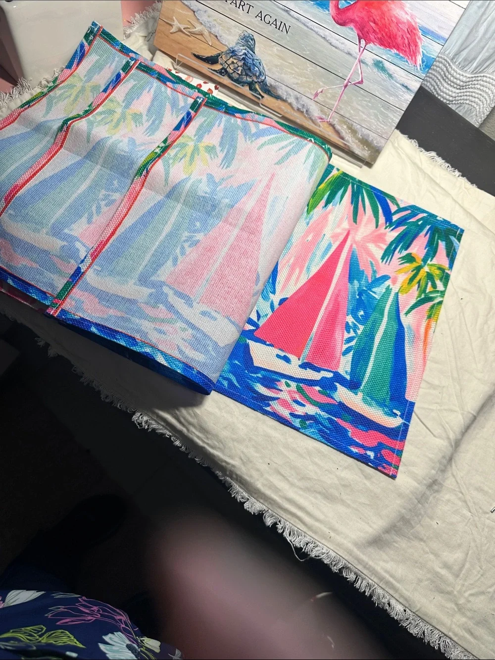 Pink Flamingo Beach Canvas, 4 placemats with Sailboat Print & flamingo  - Home
